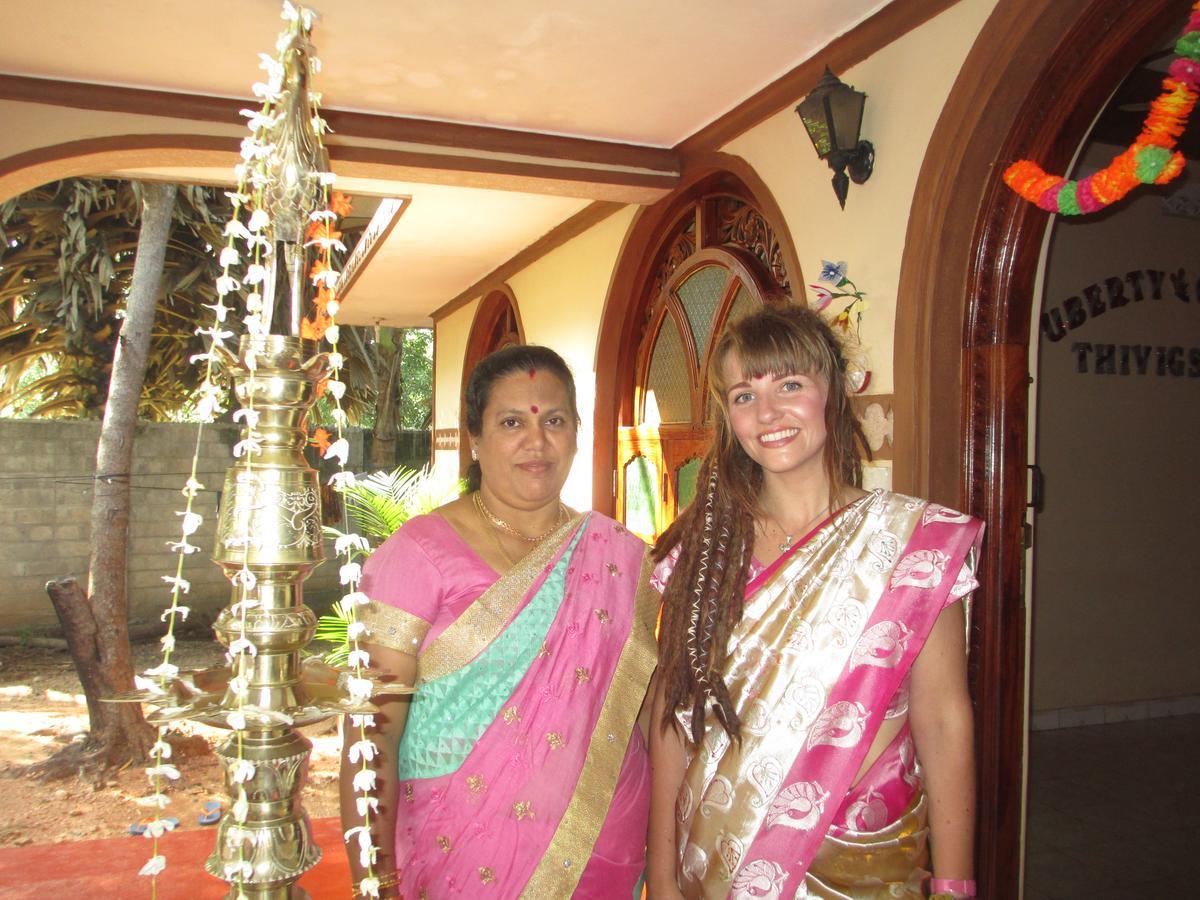 Uppuveli Beach House Trincomalee Bagian luar foto